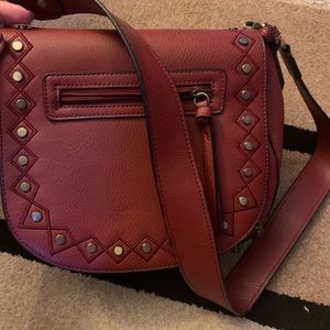maroon shoulder bag